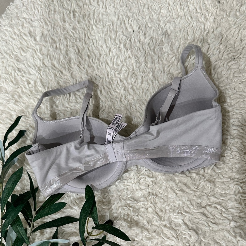 Body by Victoria Bra - Picture 2 of 2